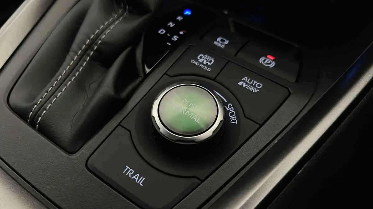 2024-toyota-rav4-25-vvt-i-gr-sport-302bhp-plug-in-big-45