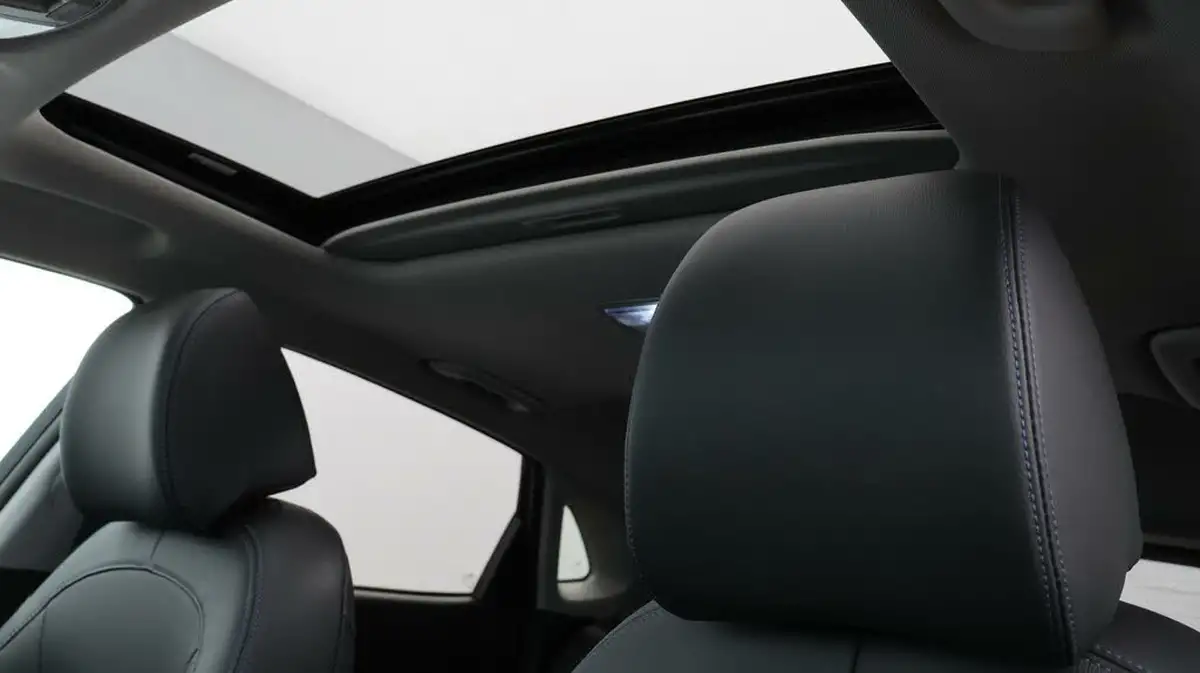 2023-hyundai-kona-e-ultimate-204ps-64kwh-105kw-obc-big-21