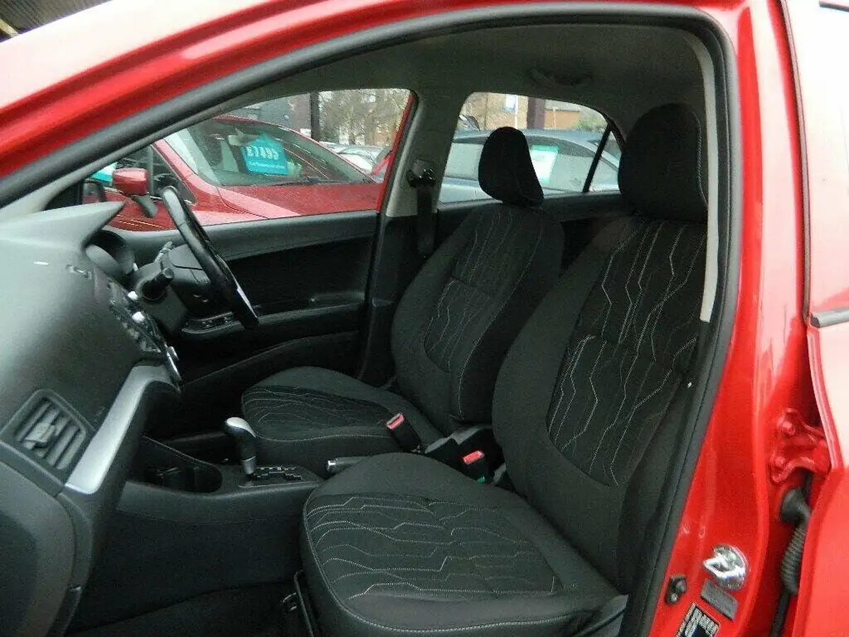 2013-kia-picanto-125-picanto-2-auto-big-25