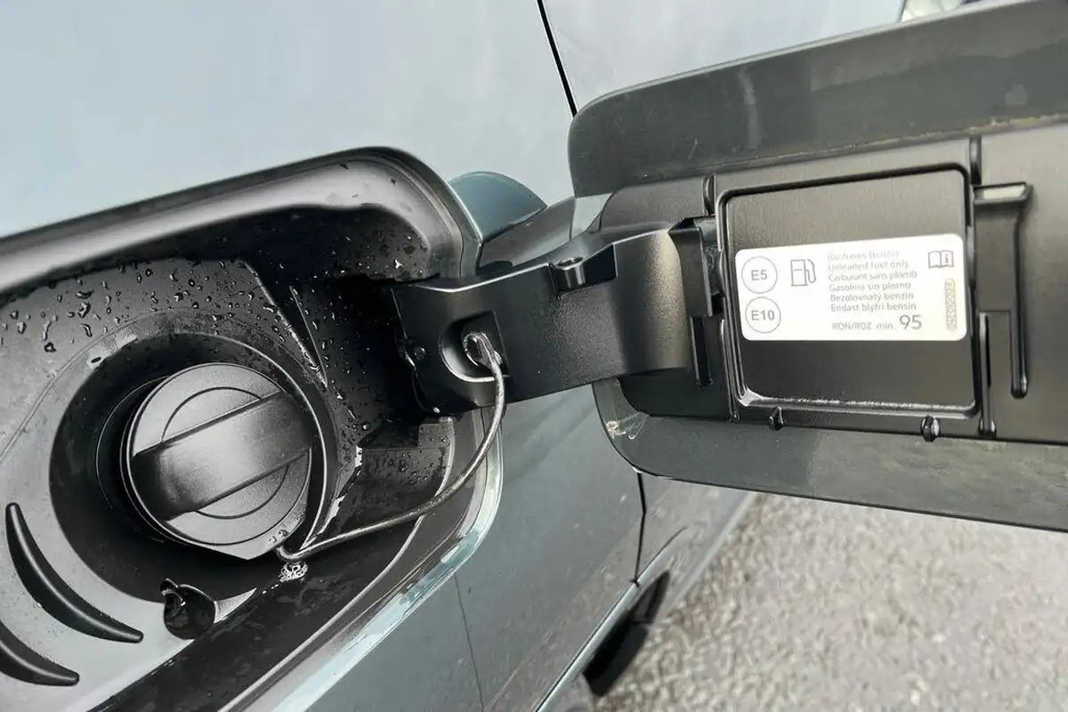 2023-seat-ateca-15-ecotsi-fr-dsg-big-13