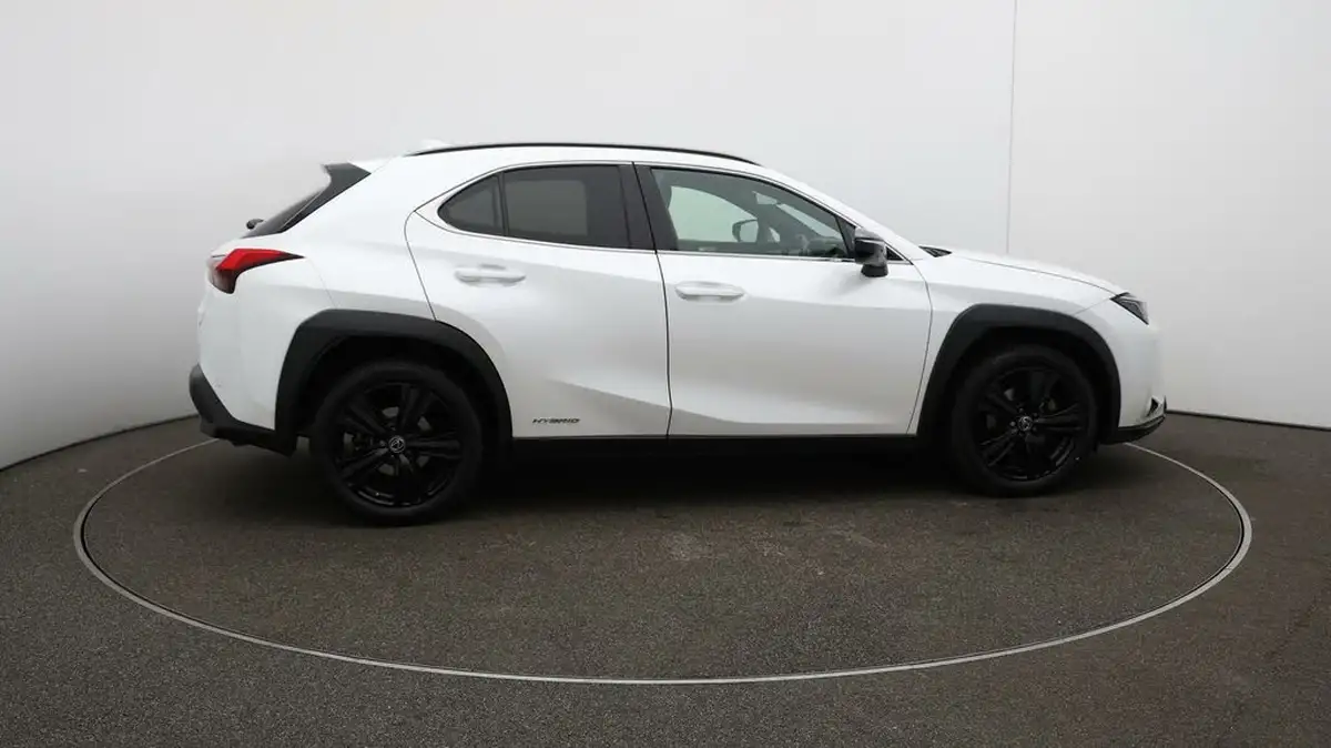 2022-lexus-ux-250h-20-ux-184bhp-without-navigation-big-8