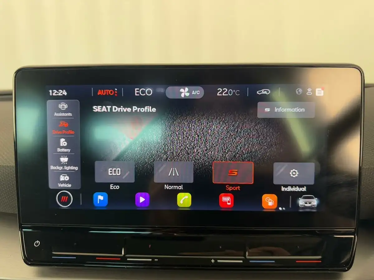 2021-seat-leon-14-e-hybrid-fr-hatchback-big-49