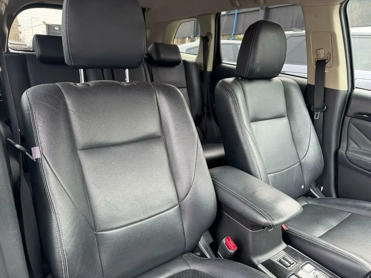 2018-mitsubishi-outlander-20-juro-phev-big-75