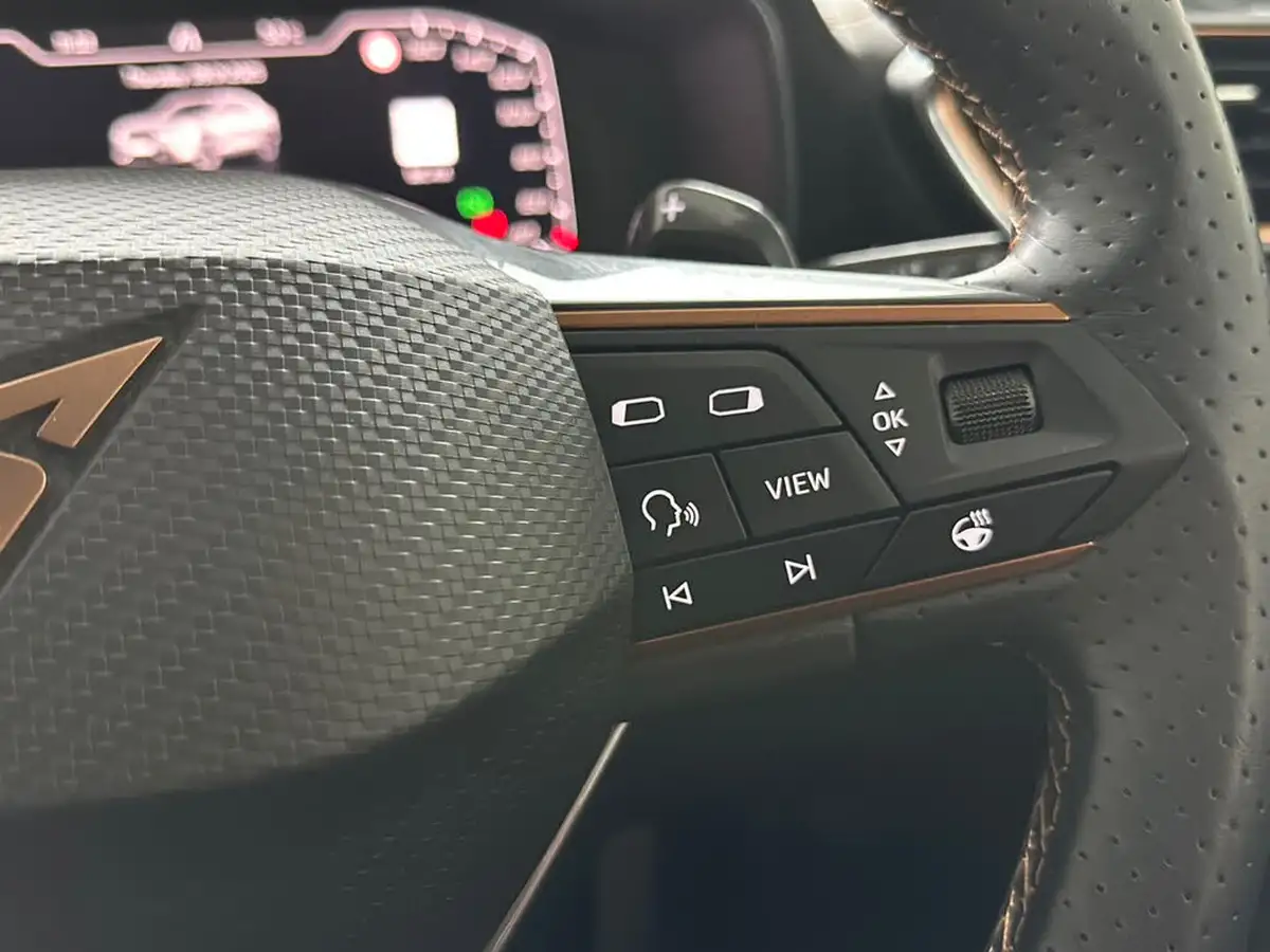 2024-cupra-formentor-14-e-hybrid-v2-big-30