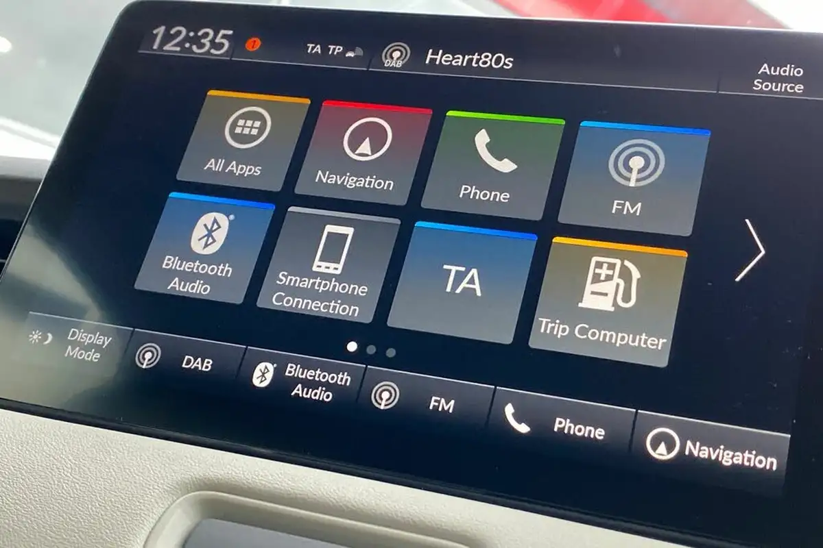 2023-honda-hr-v-15-i-mmd-advance-style-big-43