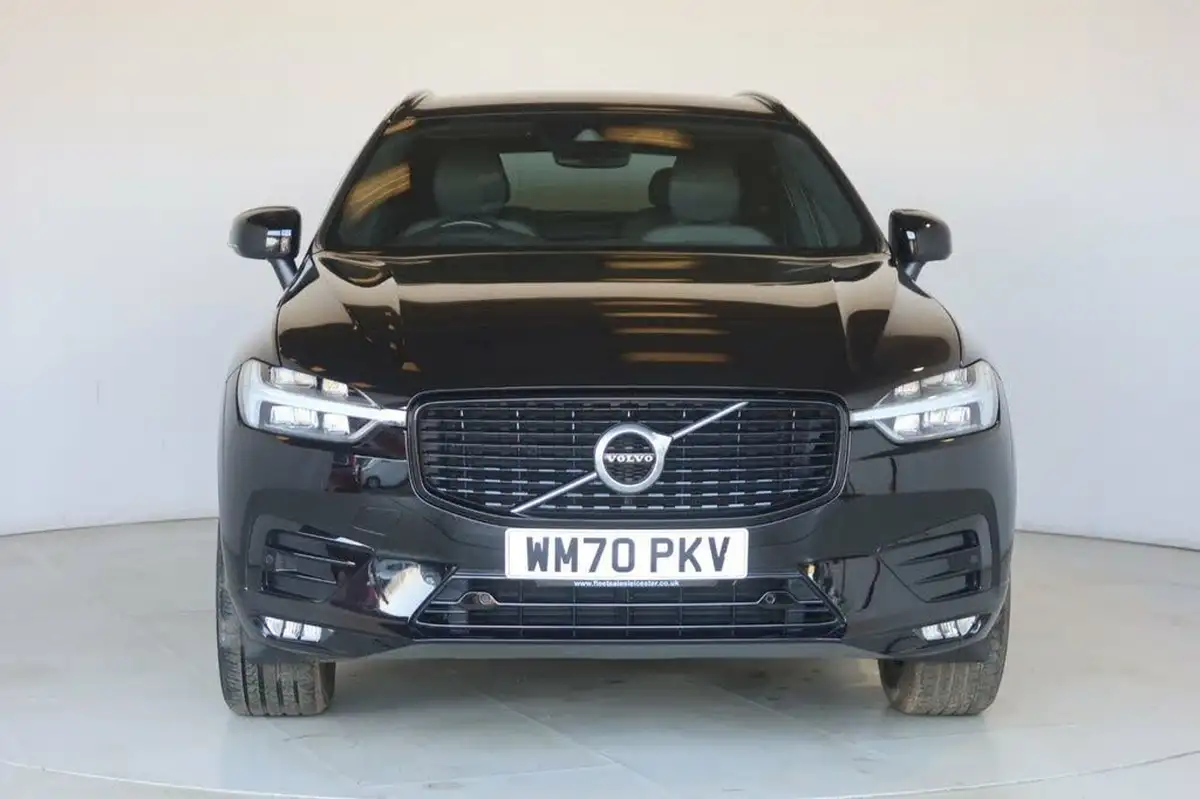 2021-volvo-xc60-20td-b5-r-design-big-4