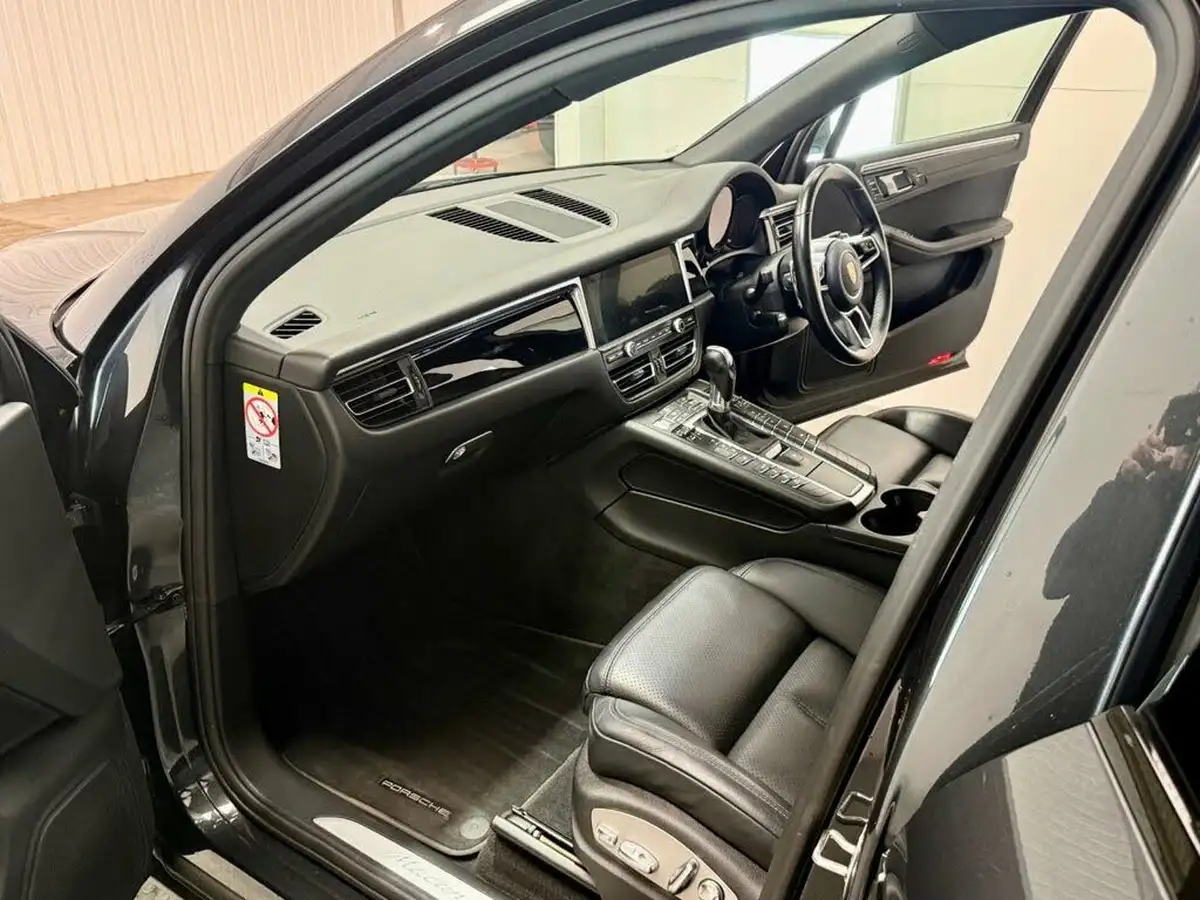 2019-porsche-macan-30-v6-s-big-27