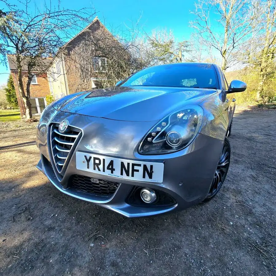 2014-alfa-romeo-giulietta-14-sportiva-nav-big-4