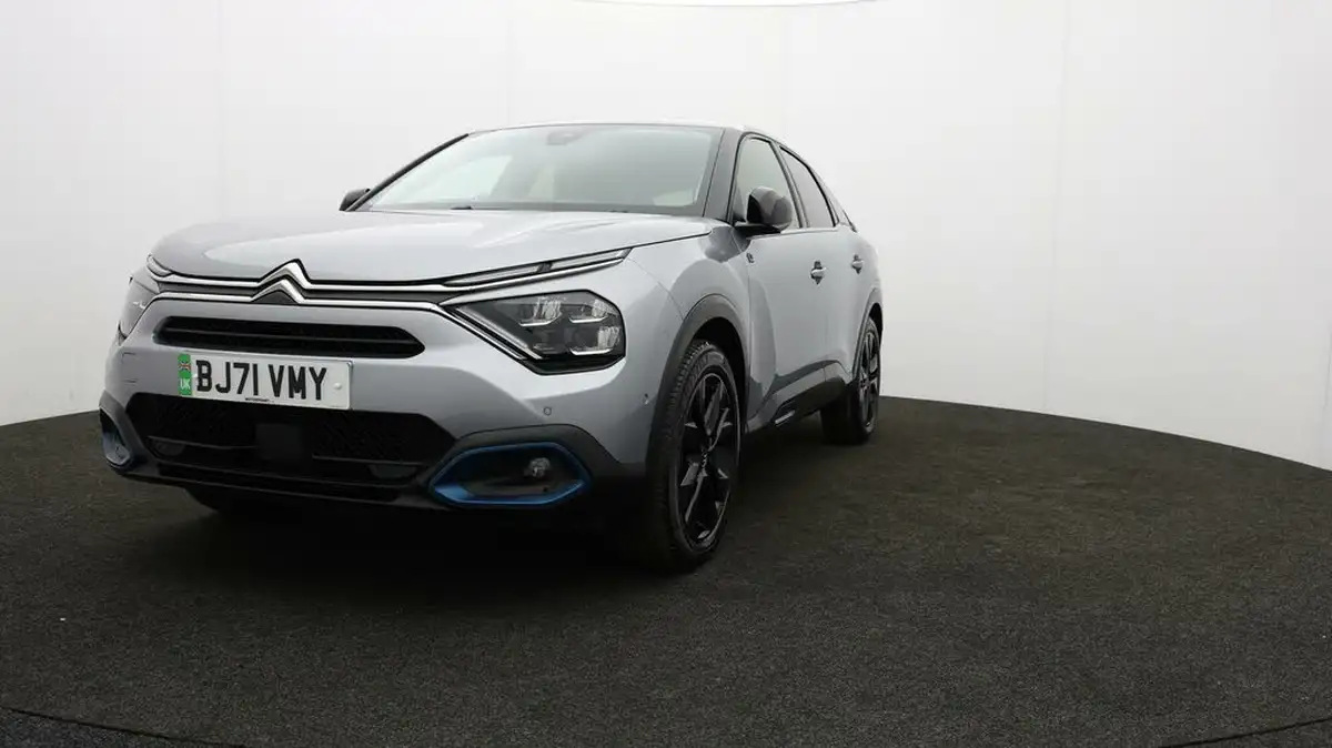 2021-citroen-c4-e-shine-plus-big-56