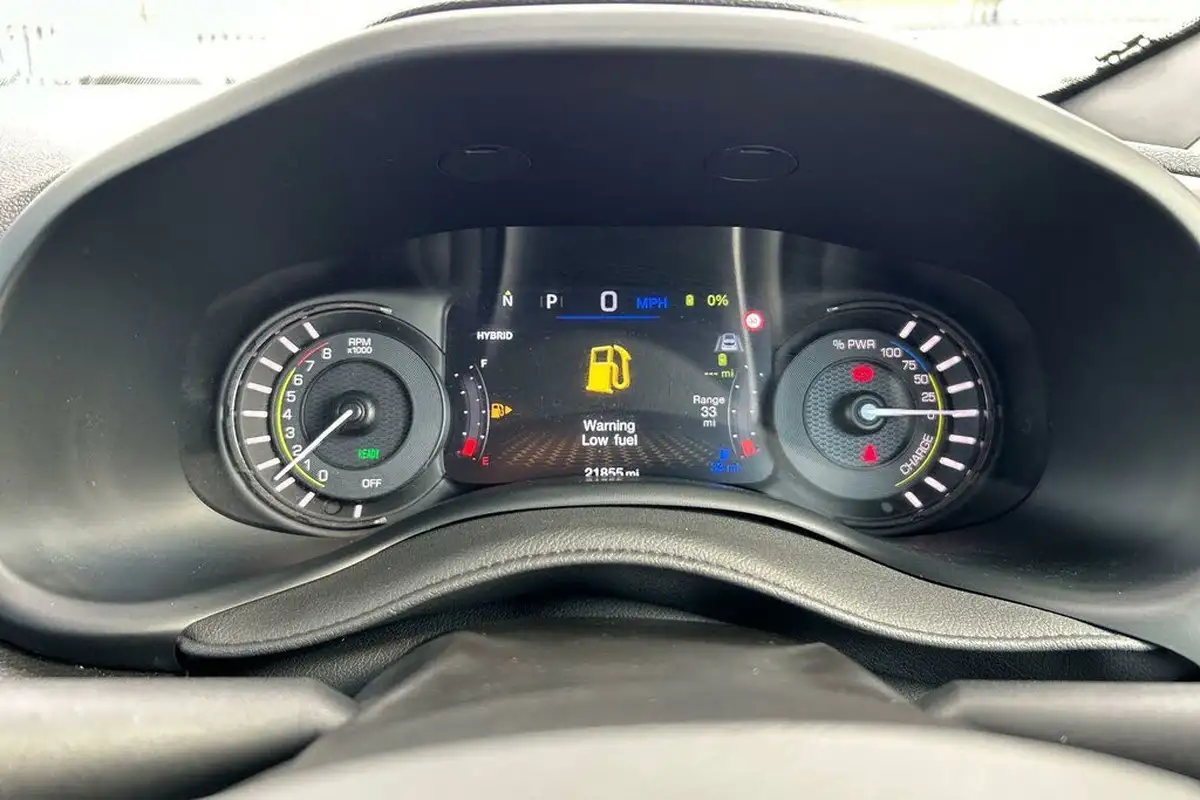 2020-jeep-renegade-13-gse-limited-phev-big-13