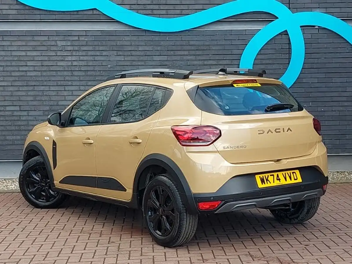 2024-dacia-sandero-stepway-10-tce-extreme-90bhp-big-1
