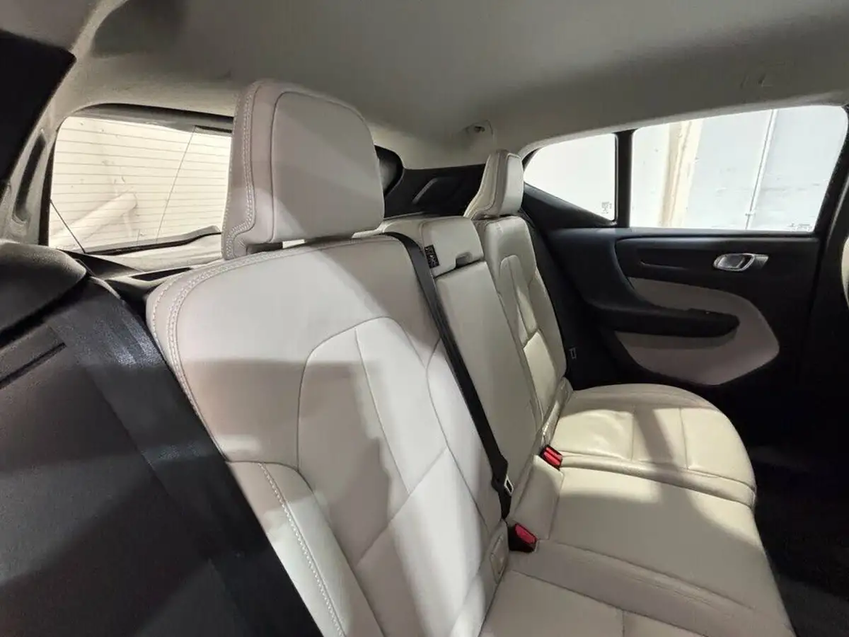 2020-volvo-xc40-20td-d3-inscription-pro-geartronic-big-13