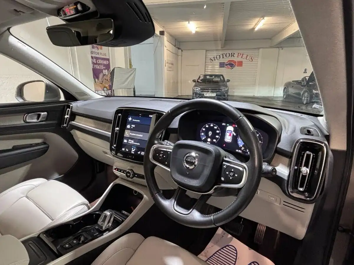 2020-volvo-xc40-20td-d3-inscription-pro-geartronic-big-9