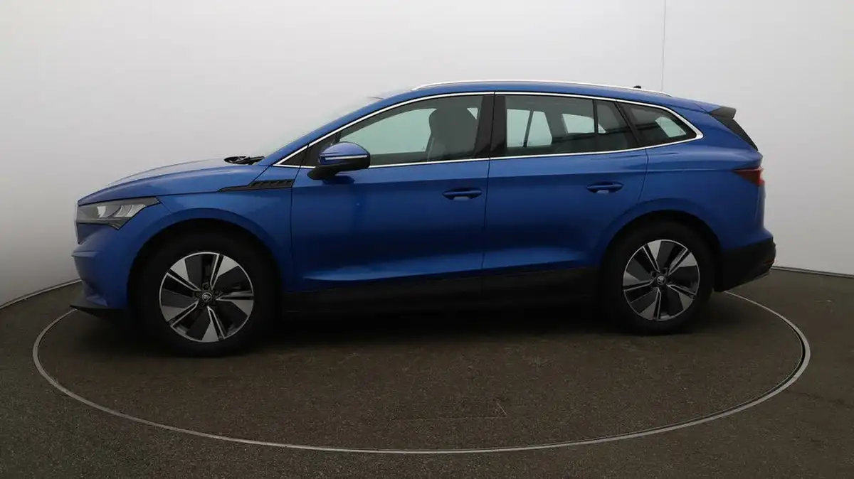 2022-skoda-enyaq-e-80-82-kwh-big-58