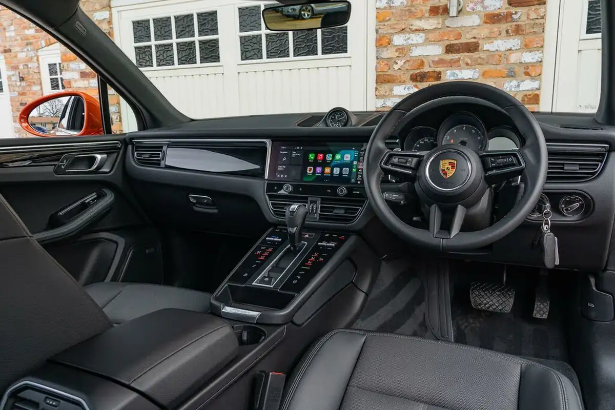 2022-porsche-macan-29-v6-s-big-2