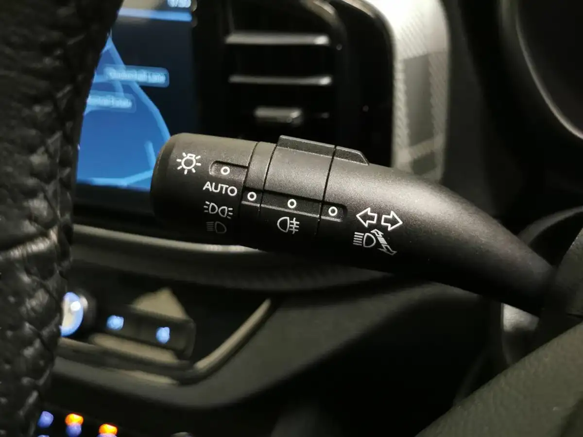 2023-mg-mg3-15-vti-tech-exclusive-nav-big-17