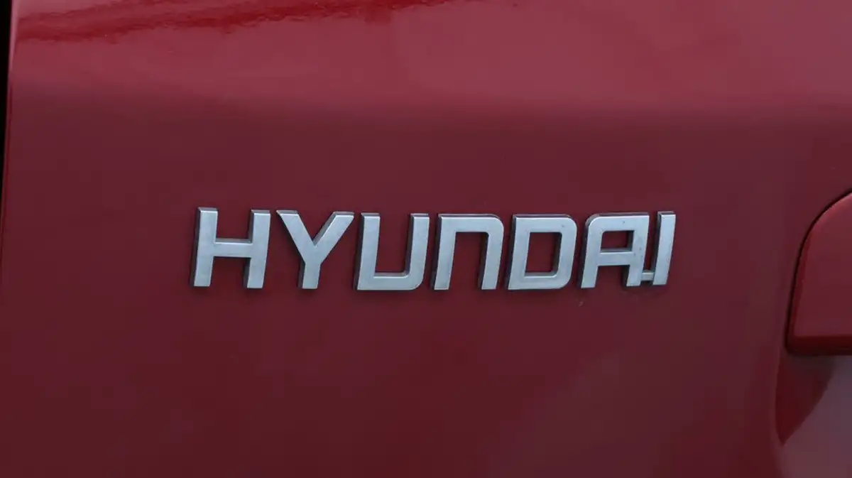 2022-hyundai-kona-e-premium-204ps-64kwh-7kw-obc-big-20