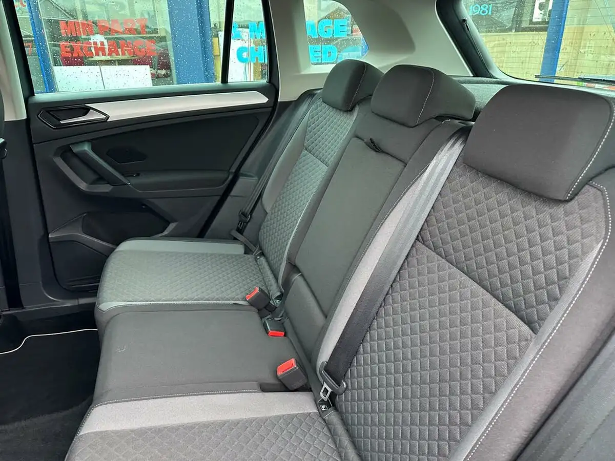 2018-volkswagen-tiguan-14-tsi-se-navigation-150ps-4motion-ss-dsg-big-35