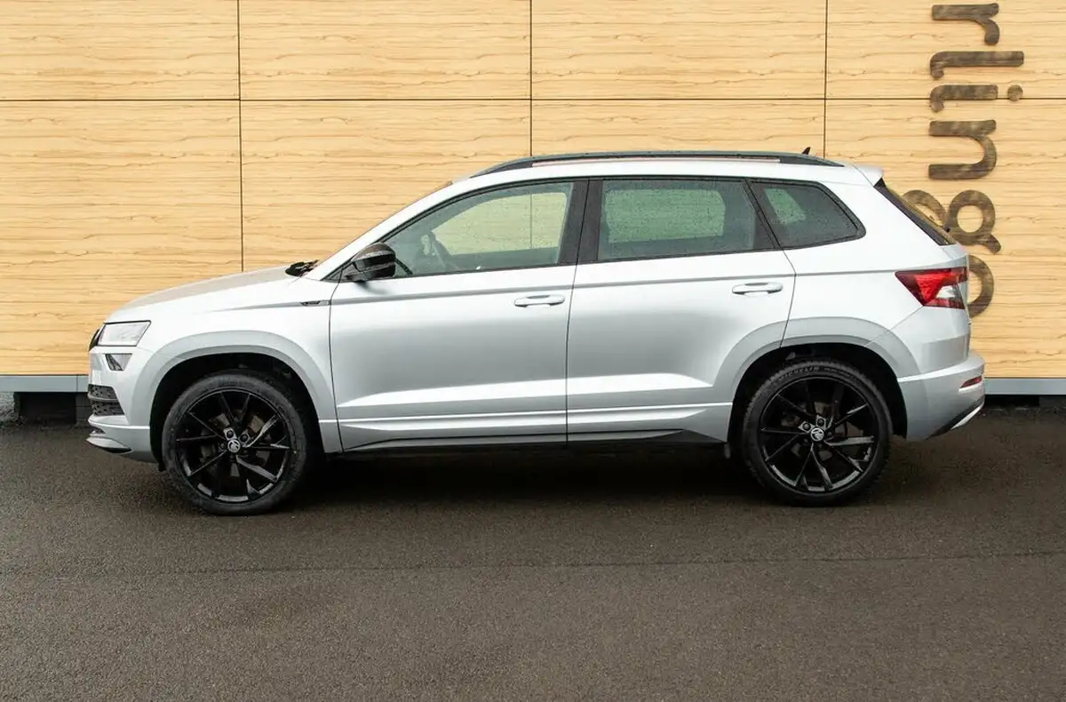 2019-skoda-karoq-20-tsi-sportline-big-15