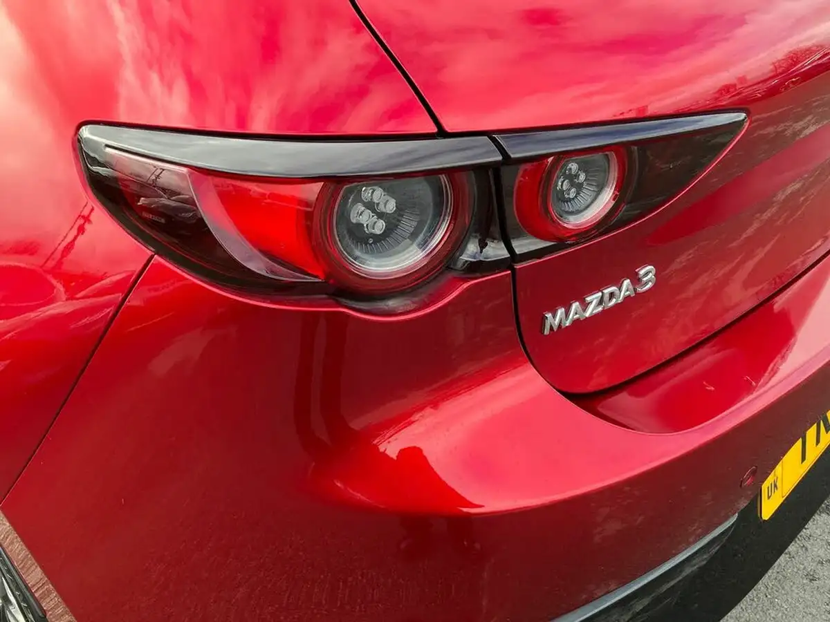 2021-mazda-mazda3-20-sport-lux-186ps-hatchback-5d-big-8