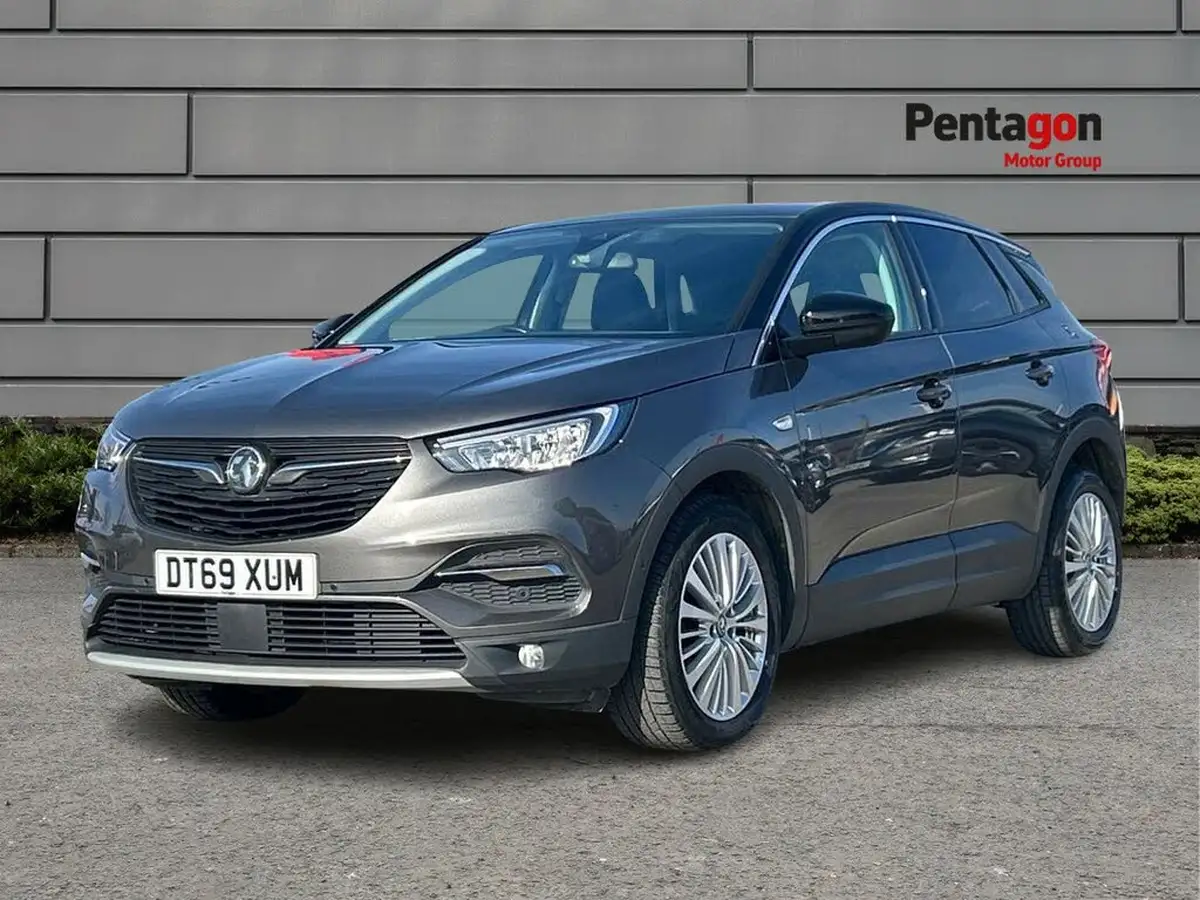 2020-vauxhall-grandland-x-12-sri-nav-big-2