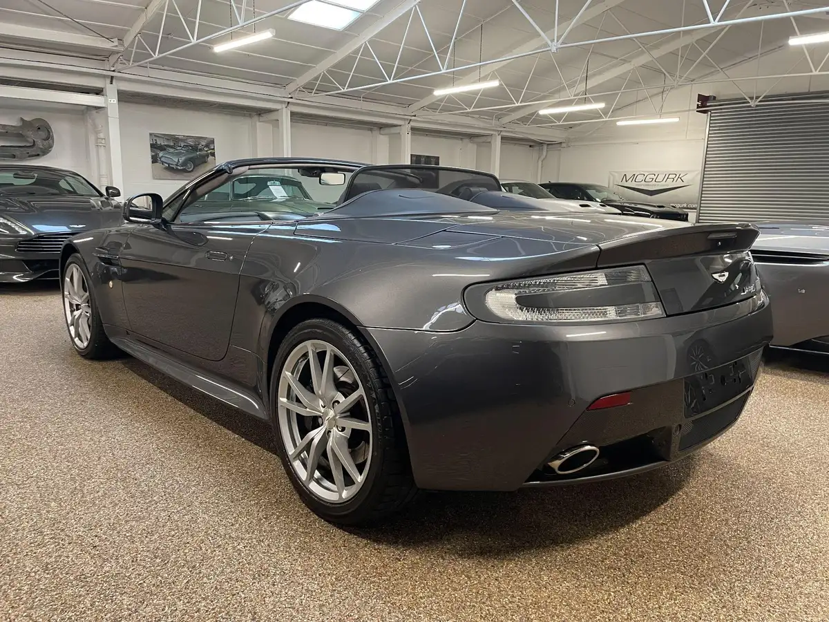 2016-aston-martin-vantage-47-v8-vantage-s-roadster-sportshift-big-3