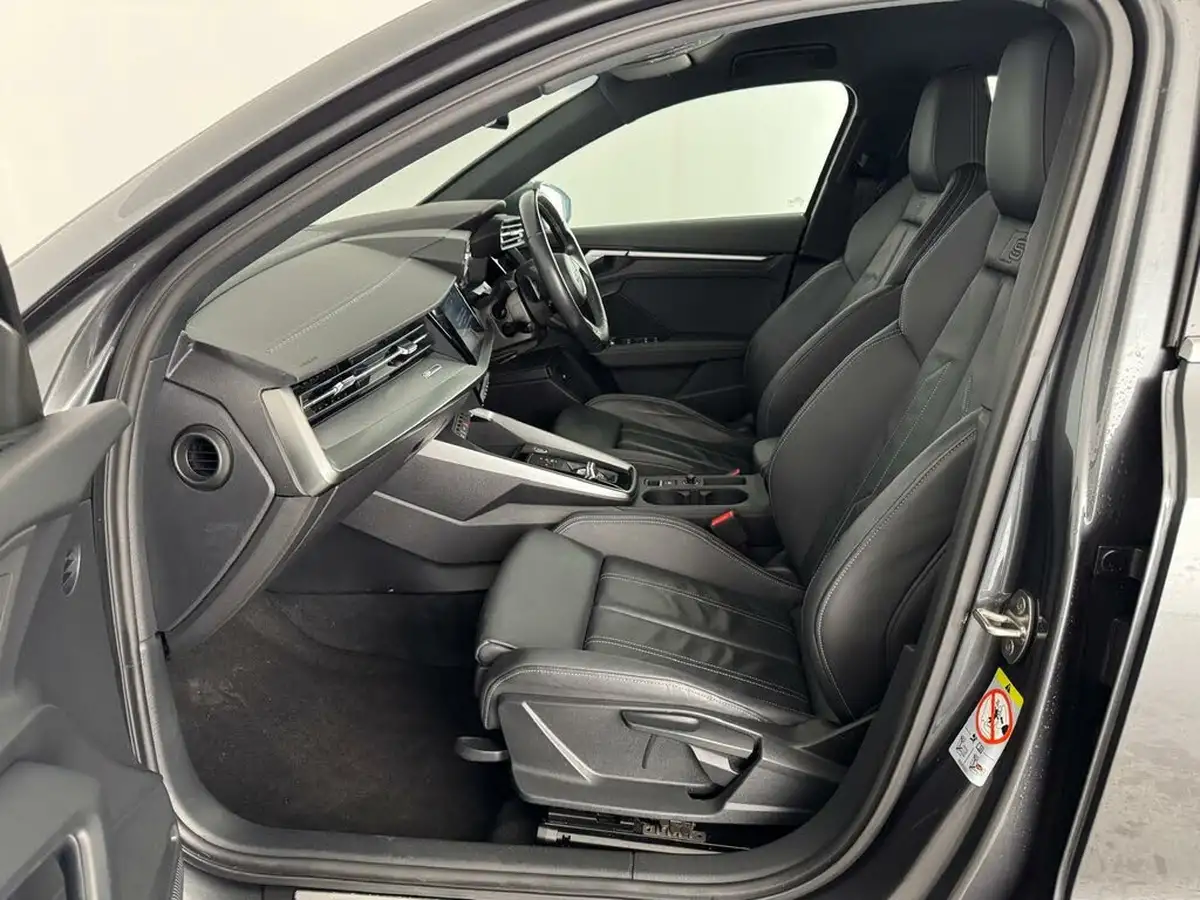 2021-audi-a3-14-40-tfsi-e-s-line-big-10