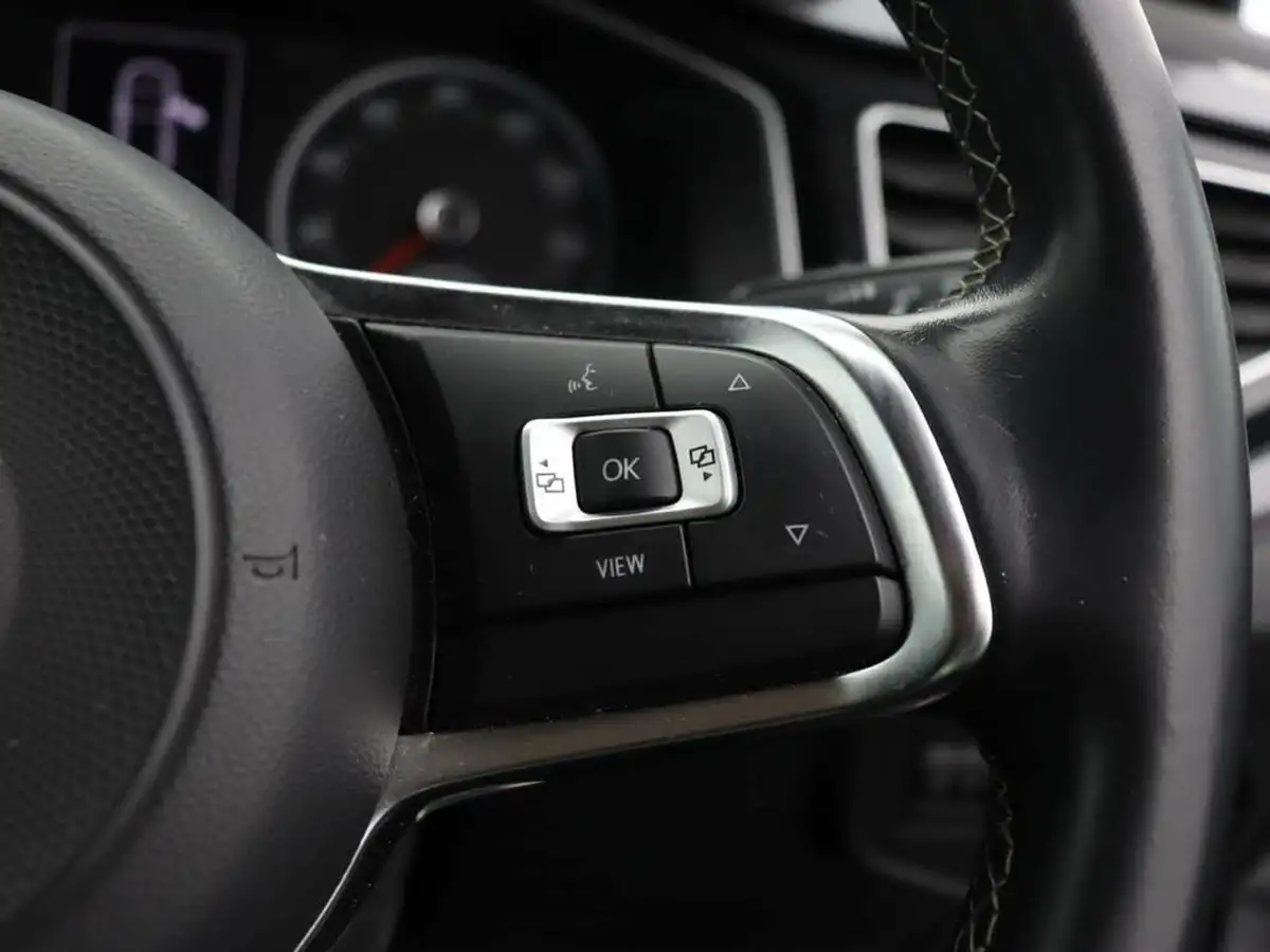 2018-volkswagen-polo-10-tsi-r-line-115ps-5d-big-31