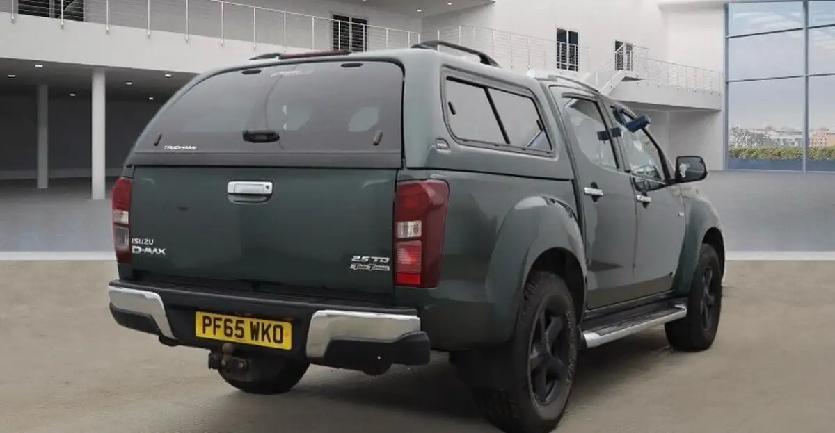 2015-isuzu-d-max-25td-utah-vision-auto-big-3