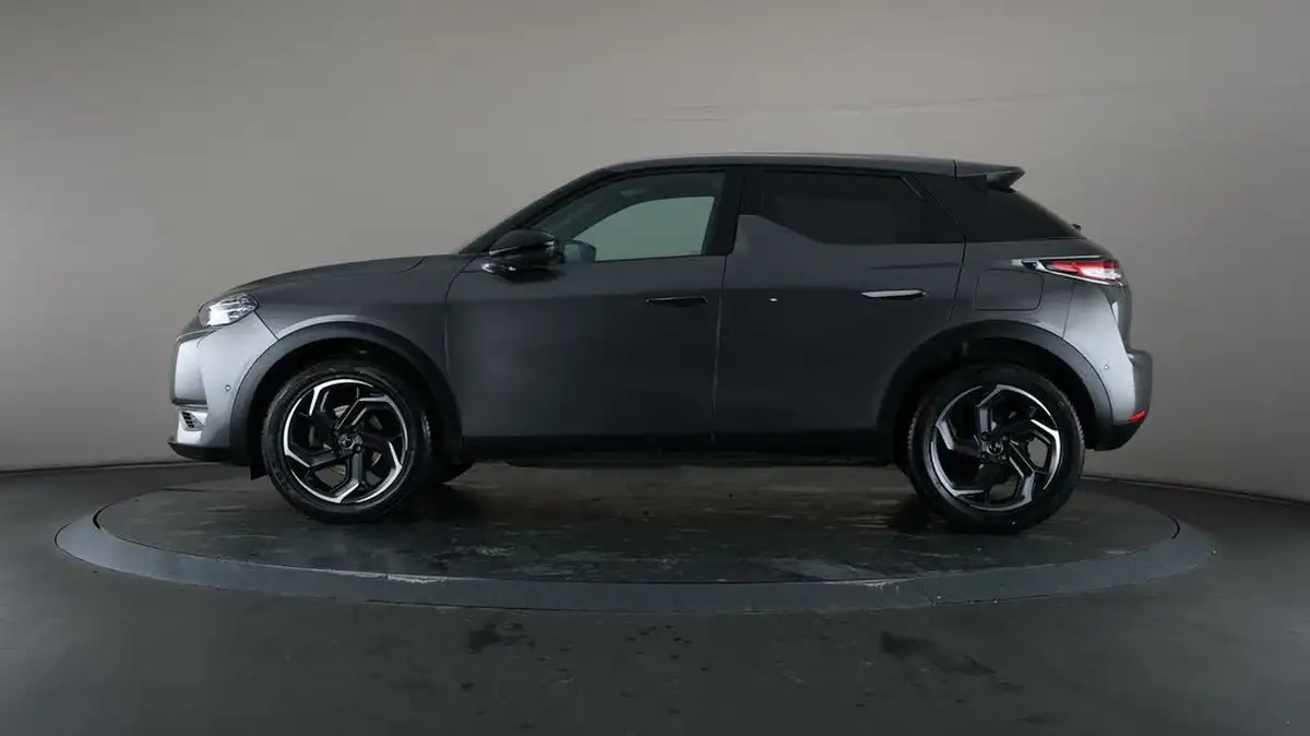 2021-ds-ds-3-crossback-12-puretech-ultra-prestige-130ps-big-4