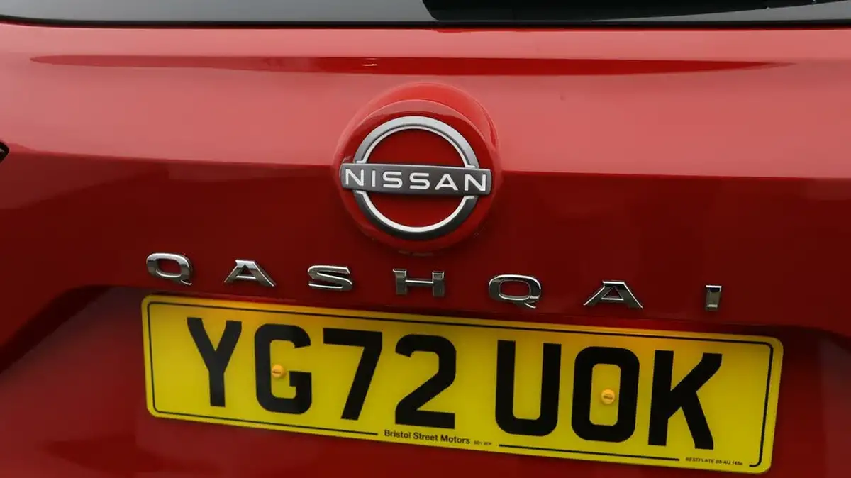 2021-nissan-qashqai-13-dig-t-visia-big-19