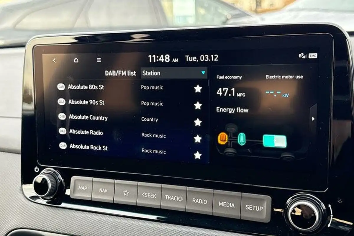 2022-hyundai-kona-16-gdi-premium-big-23