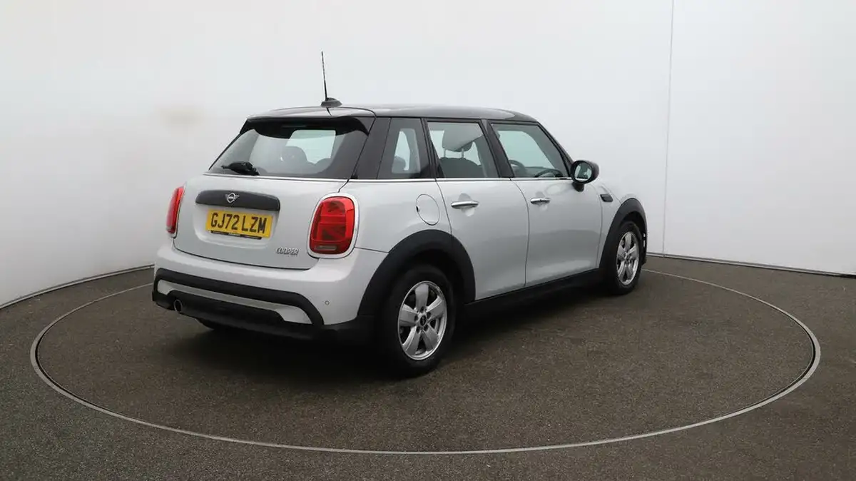 2022-mini-cooper-15-cooper-classic-premium-hatchback-5d-auto-big-7
