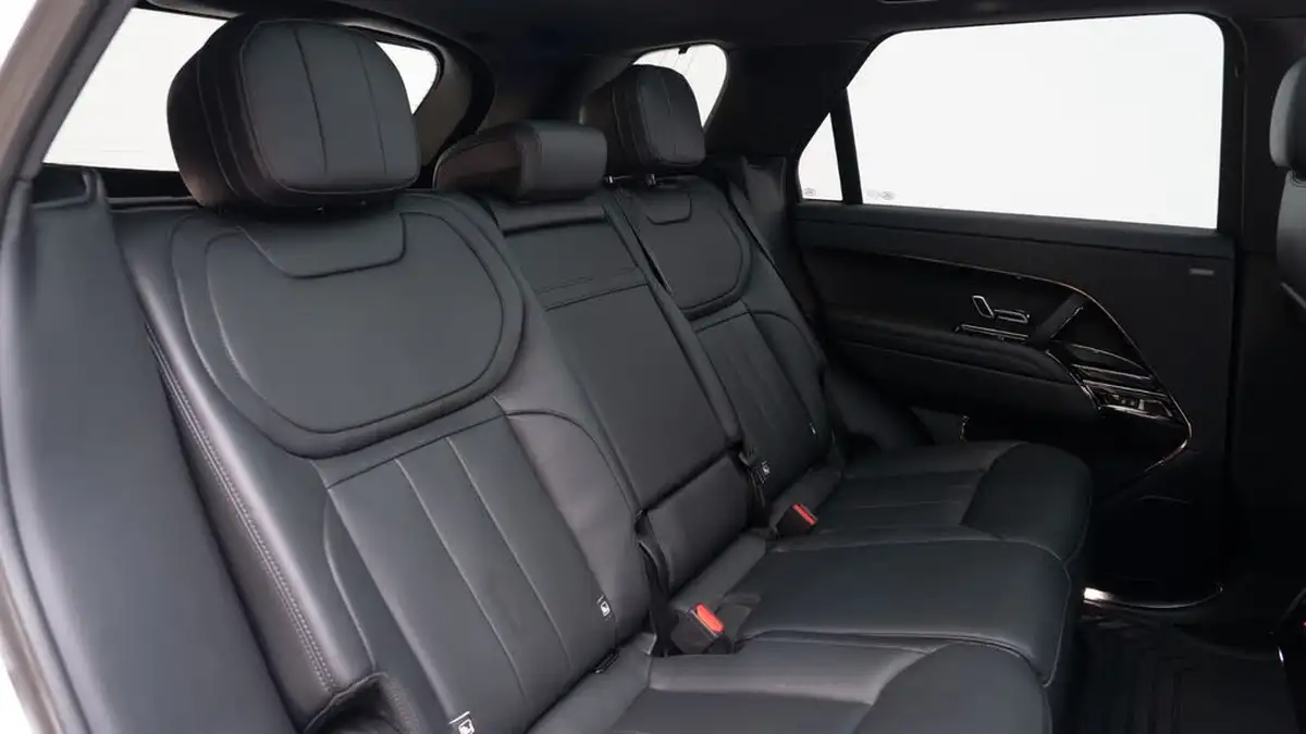 2023-land-rover-range-rover-sport-30-d300-dynamic-se-big-19