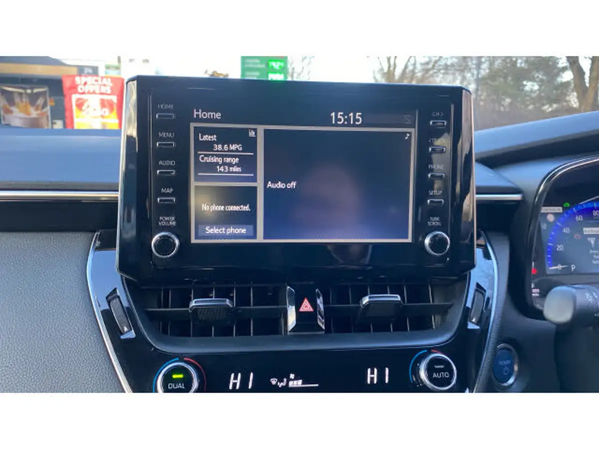 2021-suzuki-swace-18-sz-t-big-11