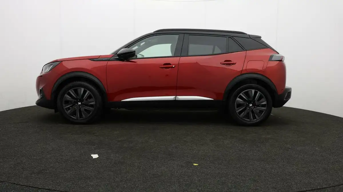 2021-peugeot-2008-suv-e-gt-premium-big-4