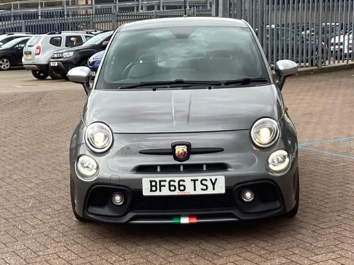 2016-abarth-595-14-tjet-turismo-big-7