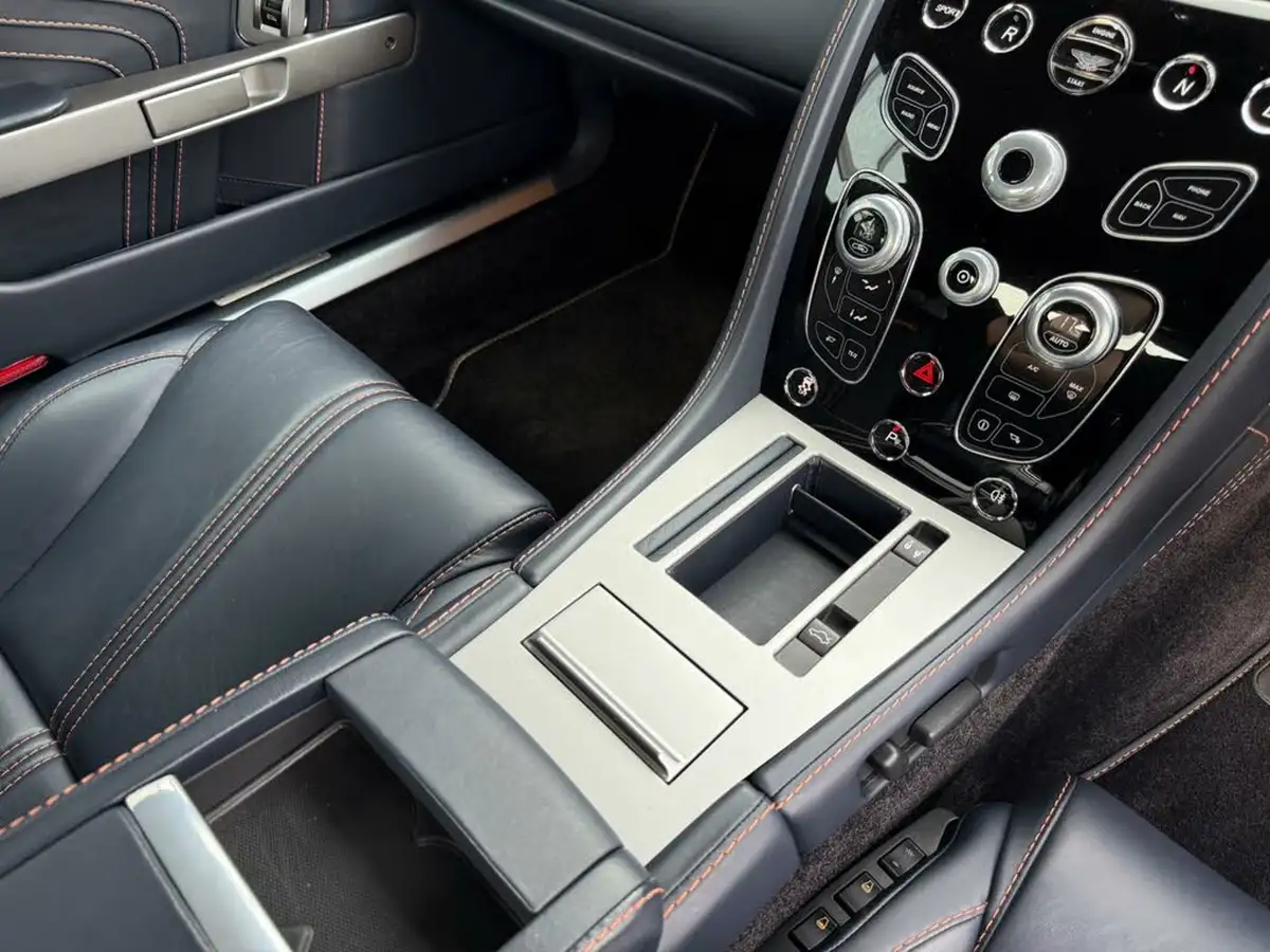 2017-aston-martin-vantage-47-v8-vantage-s-coupe-sportshift-ii-big-51