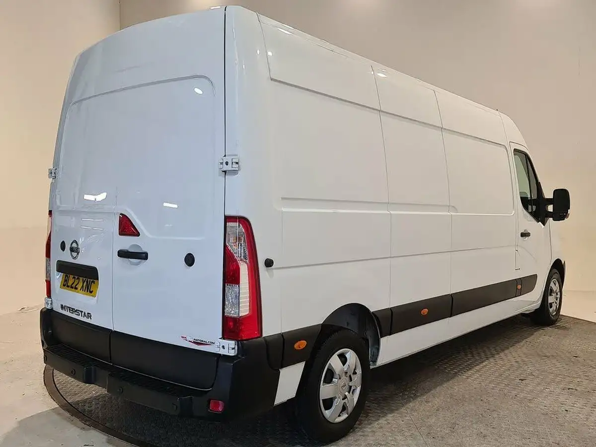 2022-nissan-interstar-23dci-f35-l3h2-acenta-135pseu6d-panel-van-big-18