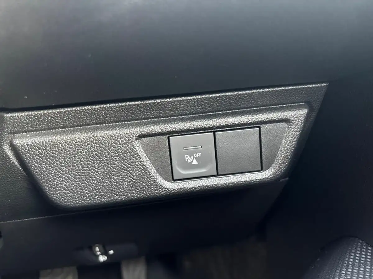 2023-dacia-jogger-10-tce-essential-big-35