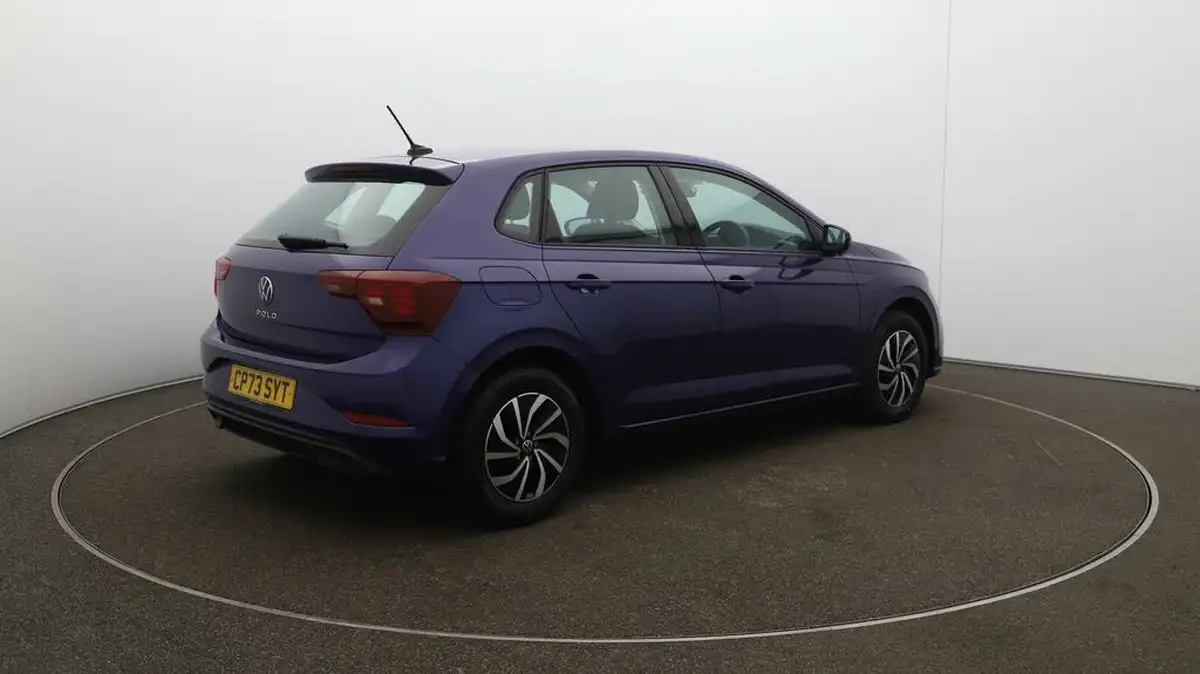 2024-volkswagen-polo-10-life-big-43