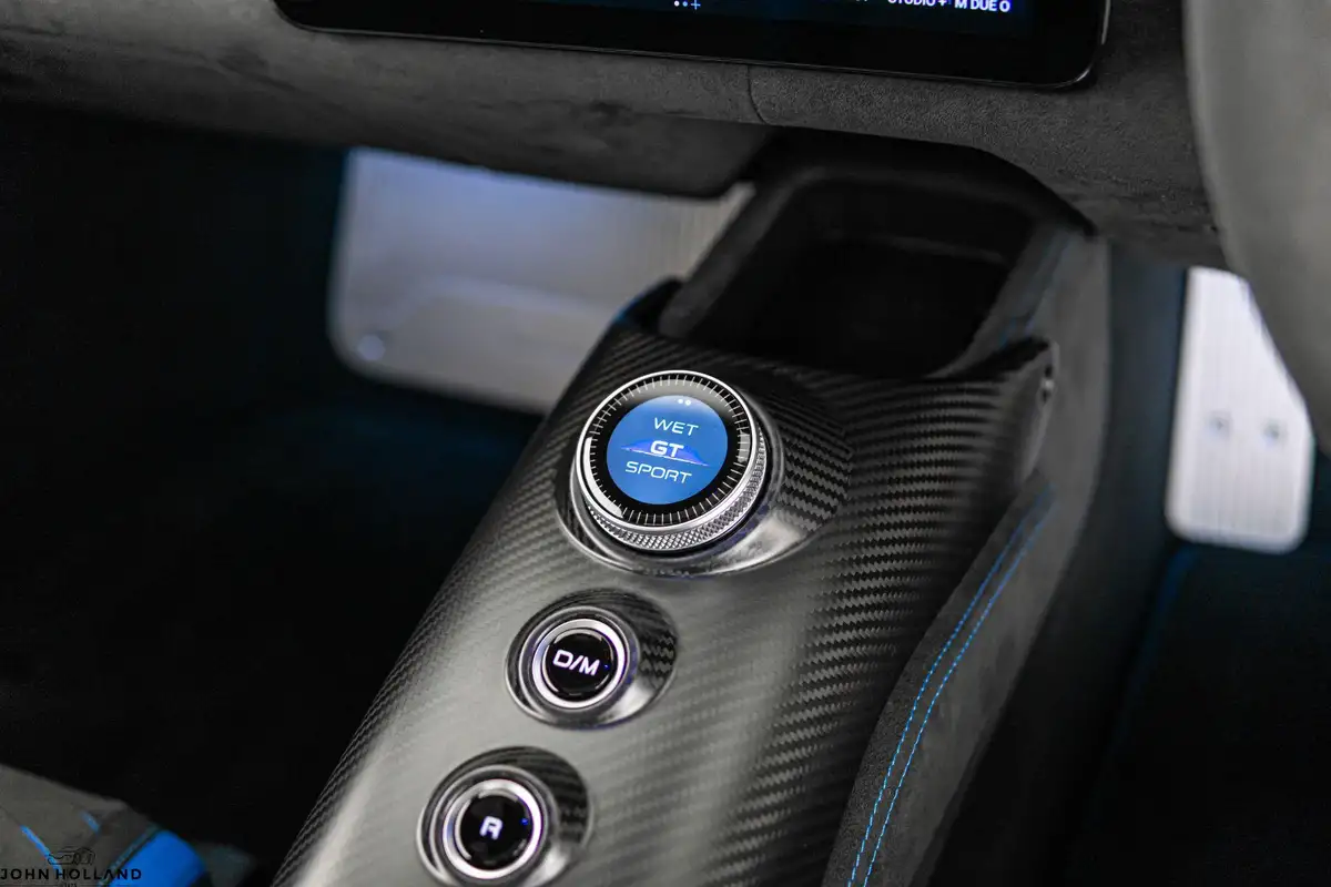 2023-maserati-mc20-30-no-trim-big-51