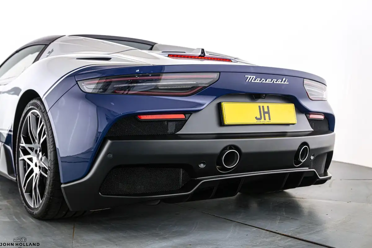 2023-maserati-mc20-30-no-trim-big-27