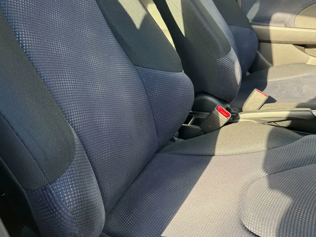 2013-honda-jazz-12-s-big-68