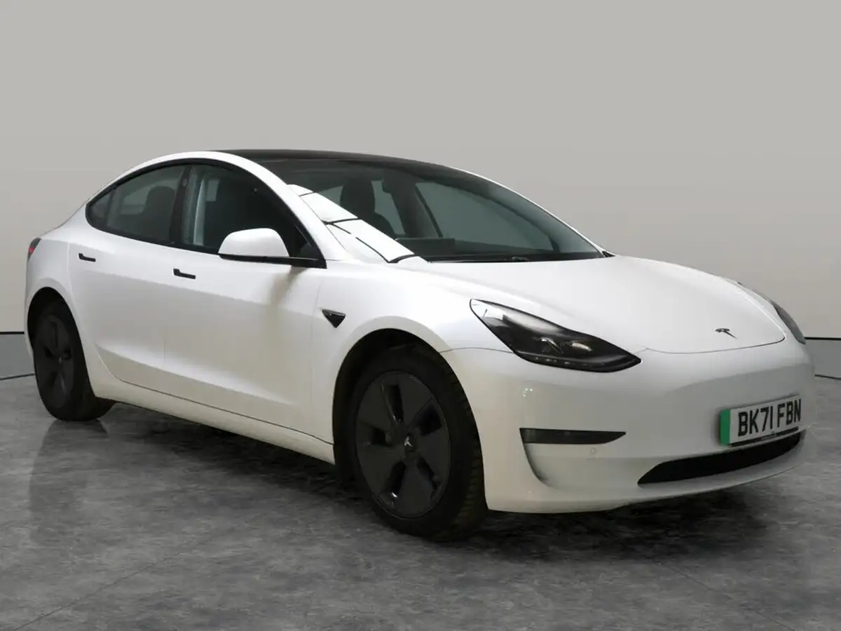 2021-tesla-model-3-e-long-range-awd-big-10
