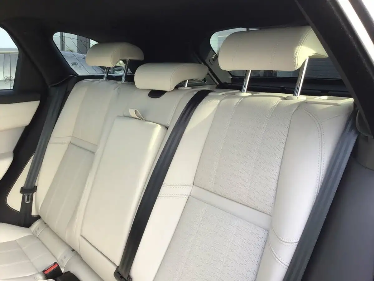 2020-land-rover-range-rover-velar-20-d240-r-dynamic-hse-big-42