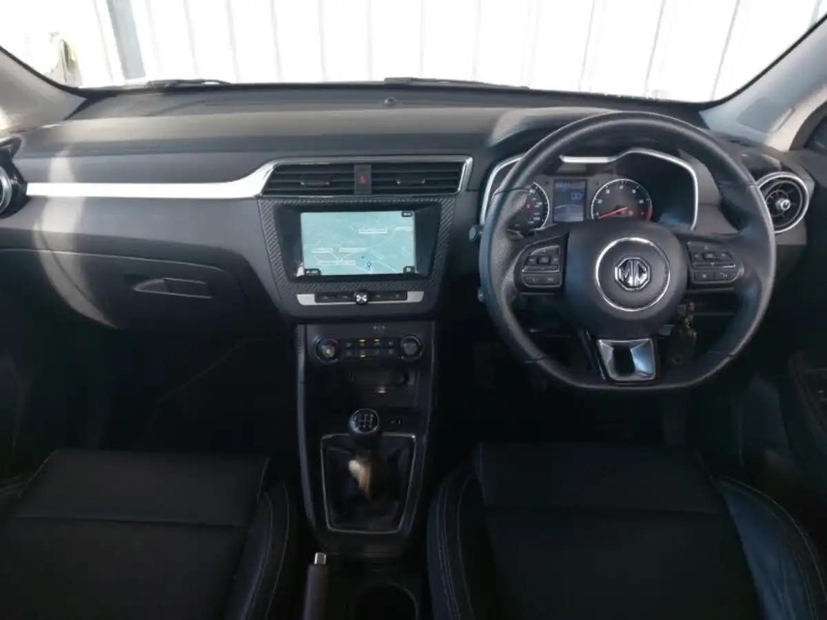 2019-mg-zs-suv-15-vti-tech-exclusive-105bhp-big-2