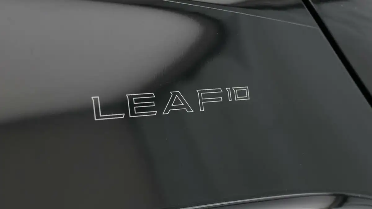 2021-nissan-leaf-e-10-40kwh-big-20