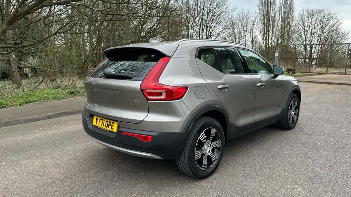 2021-volvo-xc40-15-t3-inscription-161bhp-auto-big-23