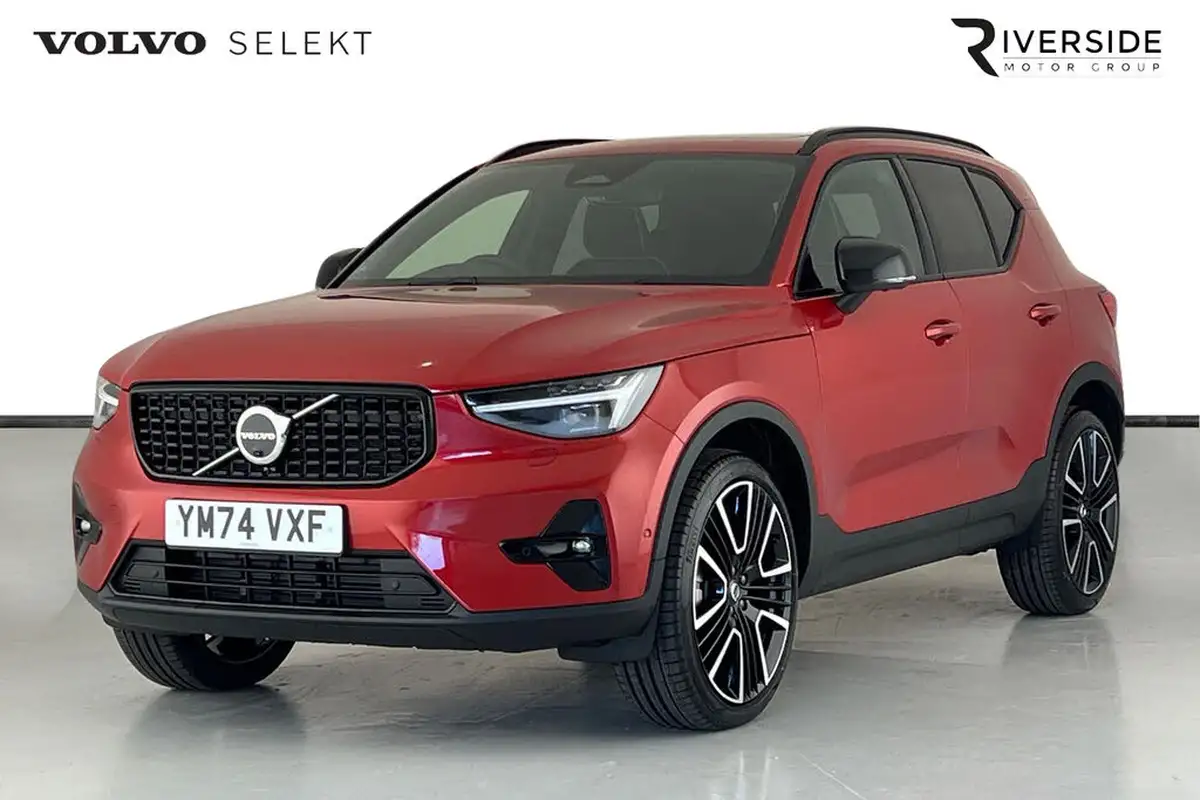 2024-volvo-xc40-20-b4-ultra-bright-big-8